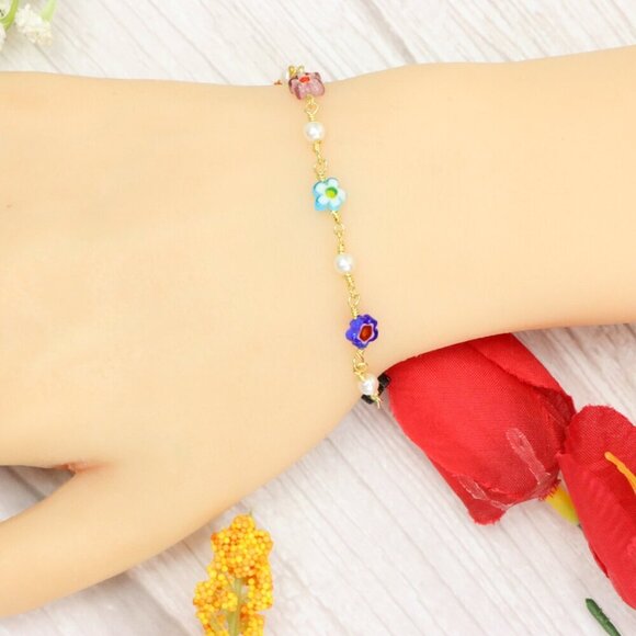 "Trendy Handmade Bracelet – A Thoughtful Gift for Girls & Women | UNVRC1338 - Picture 9 of 10